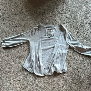 Gray / Silver sweater with button closure